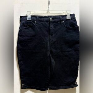 Gloria Vanderbilt All Around Slimming Effect Amanda Black Jean Shorts Size-10
